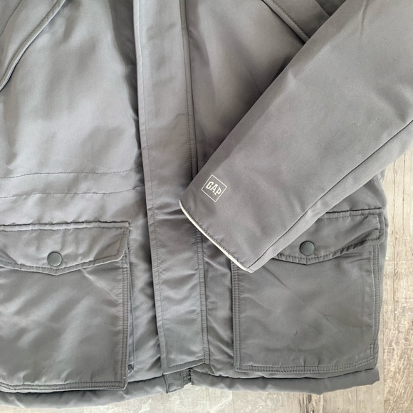 Gap kids heavy weight winter jacket. - Picture 5 of 12
